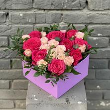 Цветочная композиция из Розы в коробке в Ребрихе