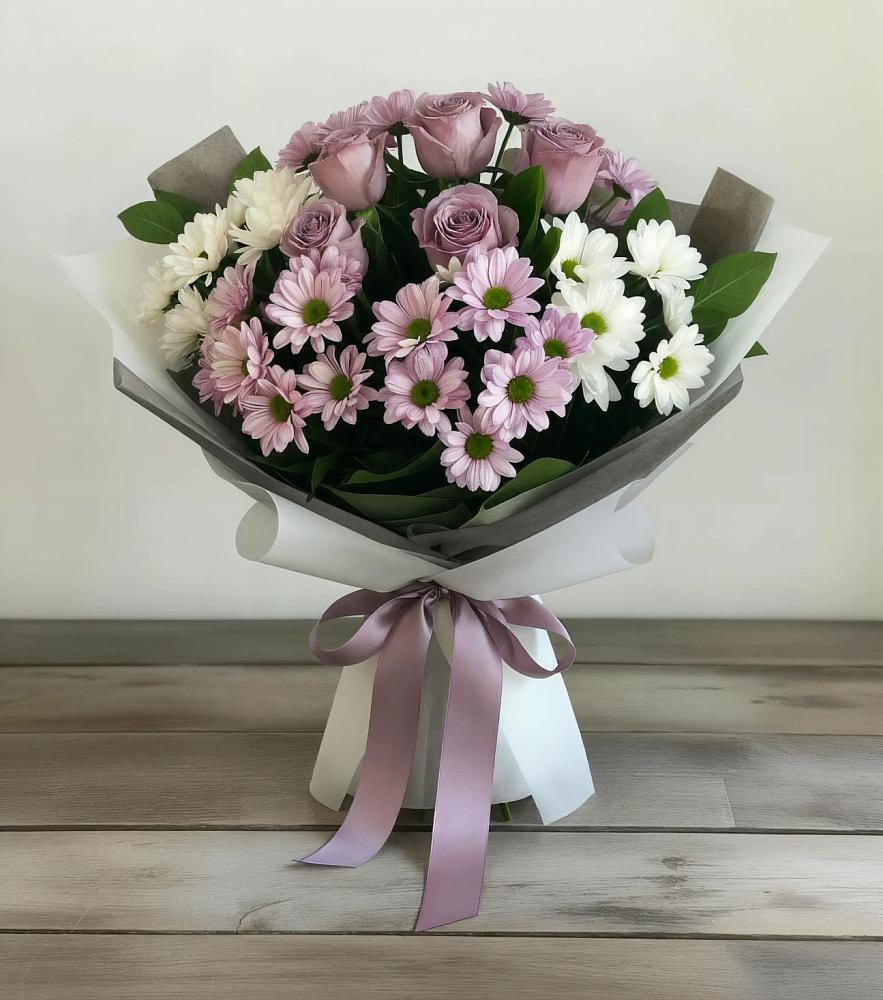 Букет цветов из: Хризантемы и Розы в Ребрихе