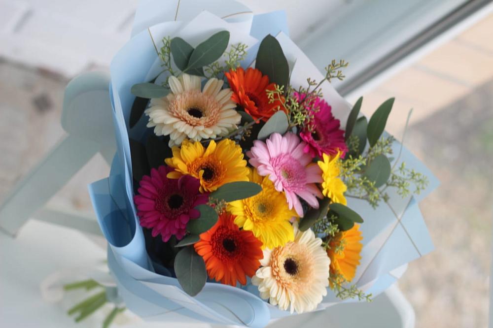 Букет цветов из: Герберы в Ребрихе