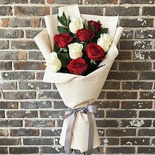 Букет цветов из:  Розы в Ребрихе
