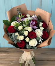 Букет цветов из:  Розы и Альстромерии в Ребрихе