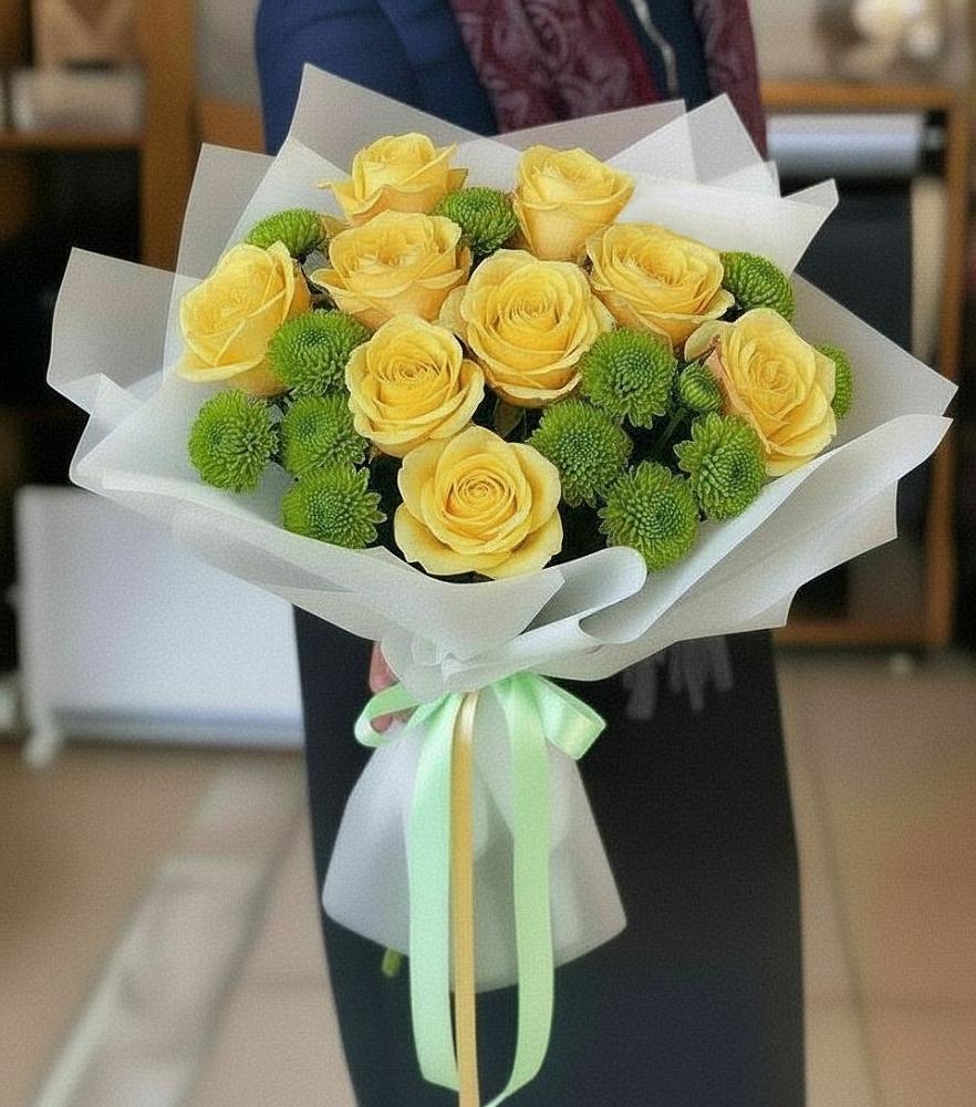 Букет цветов из: Хризантемы и Розы в Ребрихе