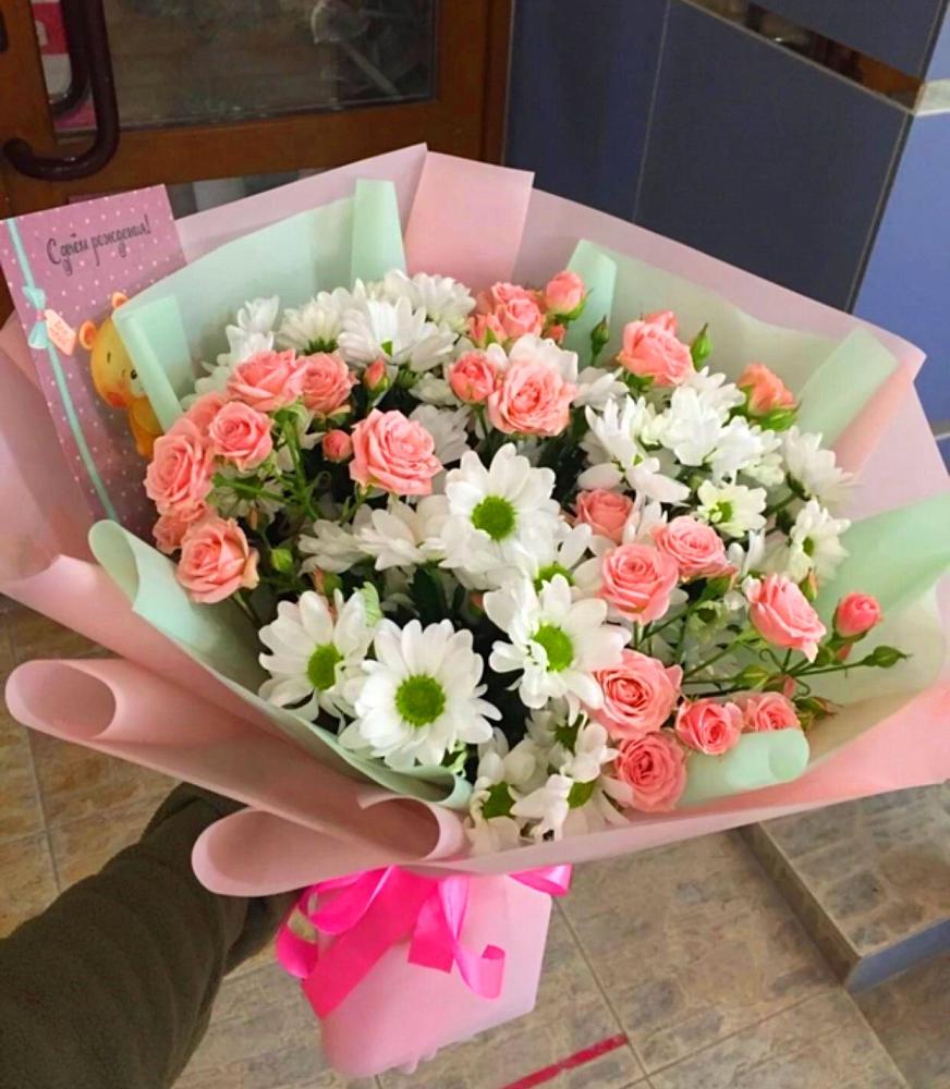 Букет цветов из: Розы и Хризантемы в Ребрихе