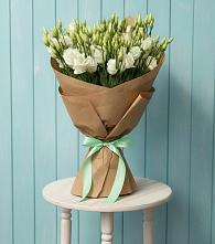 Букет цветов из:  Лизиантусы #REPLACE_PRED# Ребрихе