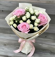 Букет цветов из:  Розы в Ребрихе