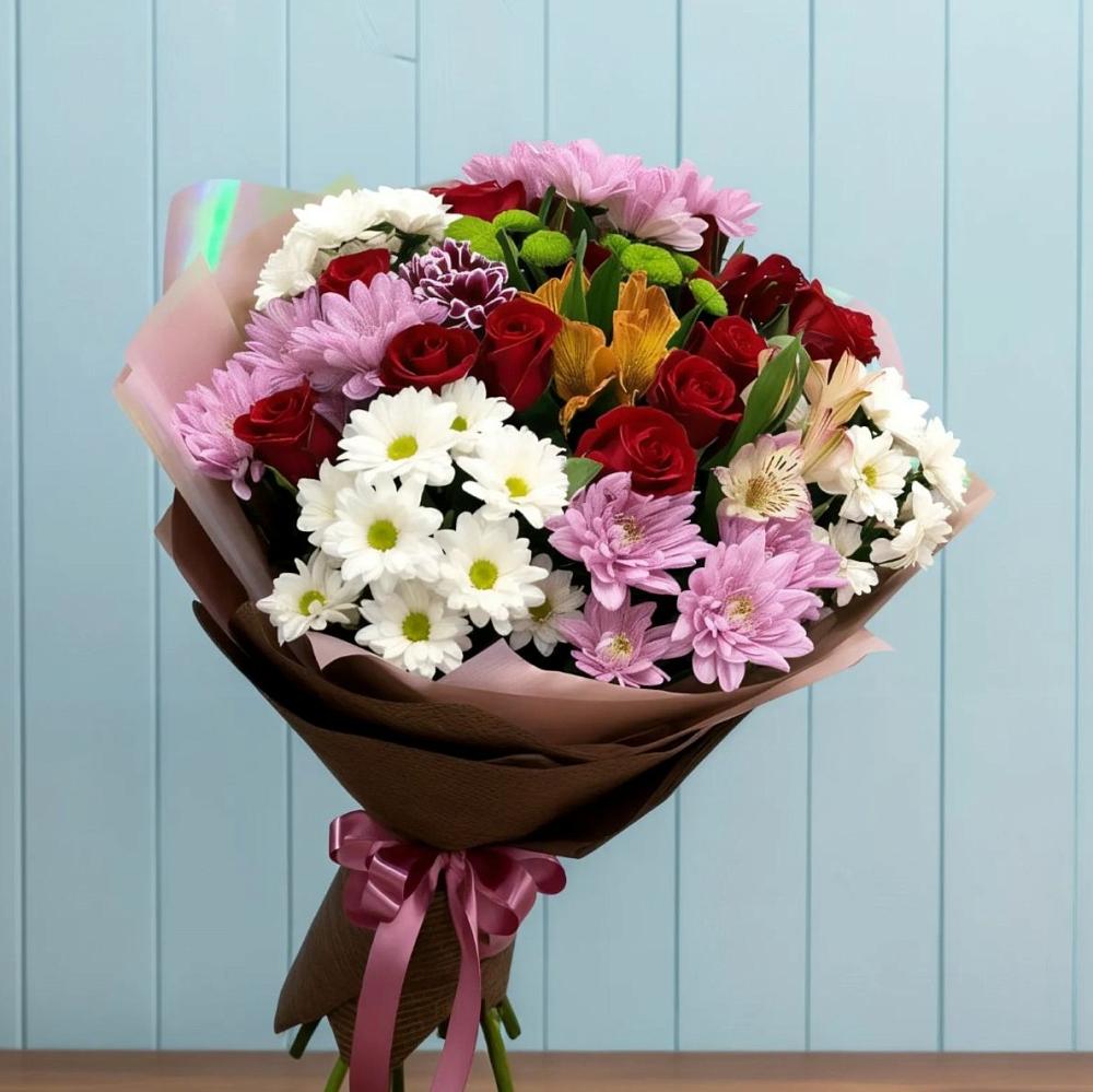 Букет цветов из: Розы, Хризантемы и Альстромерии в Ребрихе