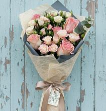 Букет цветов из:  Розы в Ребрихе