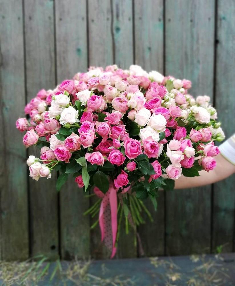 Букет Розовые кустовые розы Натали и Лав Лидия в Ребрихе