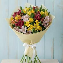Букет цветов из:  Альстромерии в Ребрихе