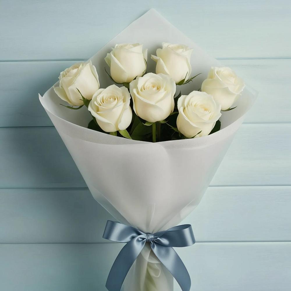 Букет 7 Белых роз Эдлесс Лав в Ребрихе
