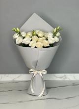 Букет цветов из:  Розы и Лизиантусы #REPLACE_PRED# Ребрихе